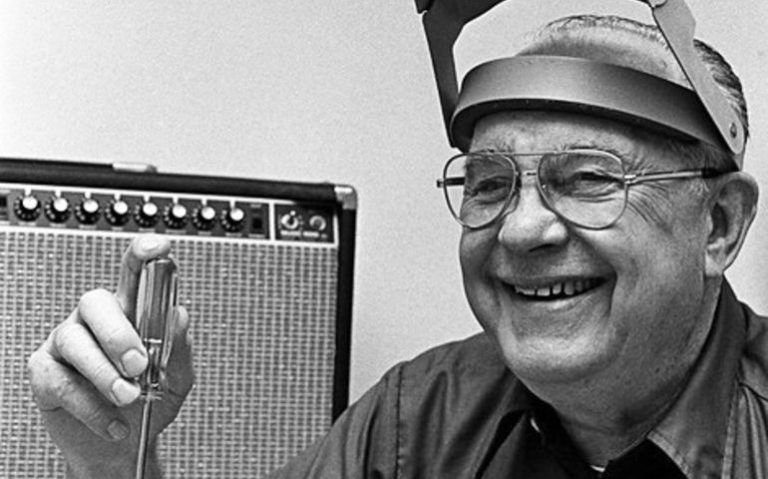 Leo Fender