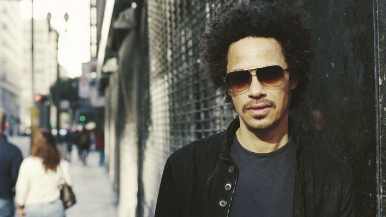 Eagle-Eye Cherry (1) Eagle-Eye Cherry (1)